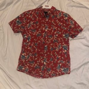 *Never Worn* Roark Hawaiian Button-up T-shirt